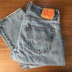 Levi’s vintage 501 button fly light wash jeans